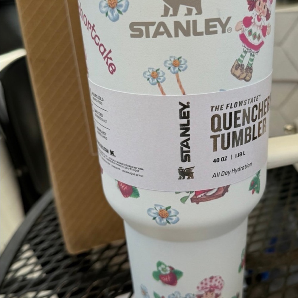 Stanley shortcake 40oz -